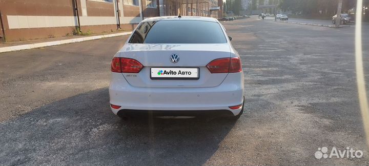 Volkswagen Jetta 1.6 AT, 2013, 180 000 км