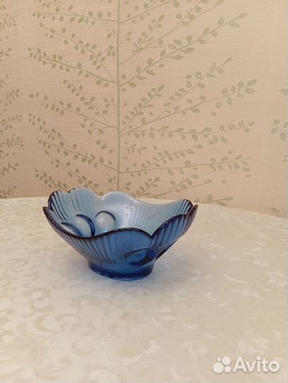 Салатник цветное стекло