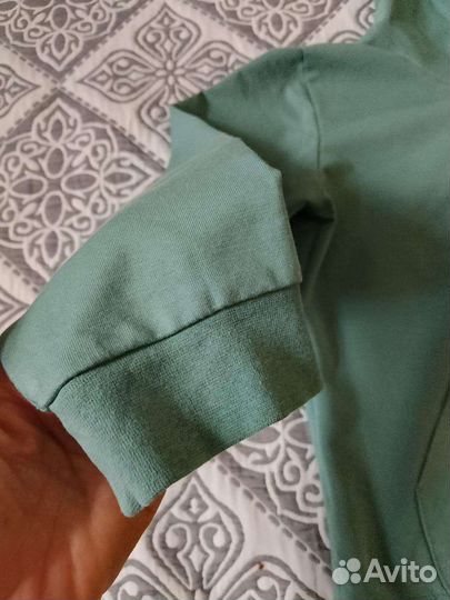 Продам спортивные костюмы для девочек