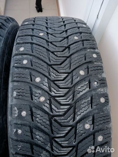 Michelin X-Ice North 3 215/60 R16 99T