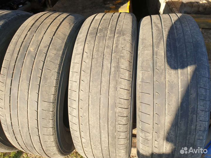 Yokohama BluEarth RV-02 235/65 R18