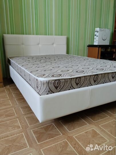 Кровать двухспальная новая