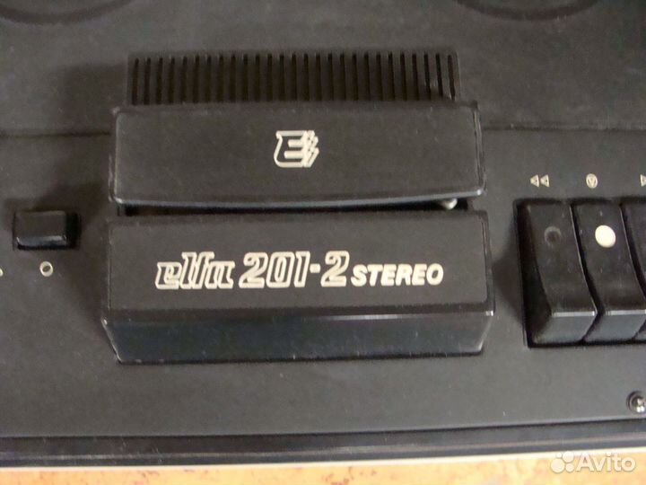 Коллекция магнитофонов