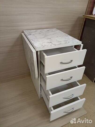 Кухонный стол раскладной