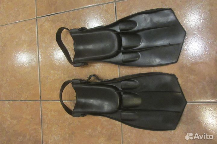 Ласты.Тапки для бассейна(40,41размер) Маска+трубка