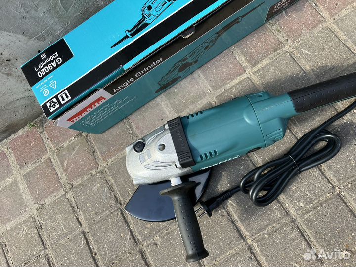 Большая ушм Болгарка Makita 235мм