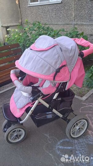 Коляска всесезонная