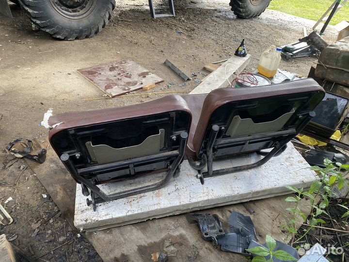 Передние сиденья газ 66