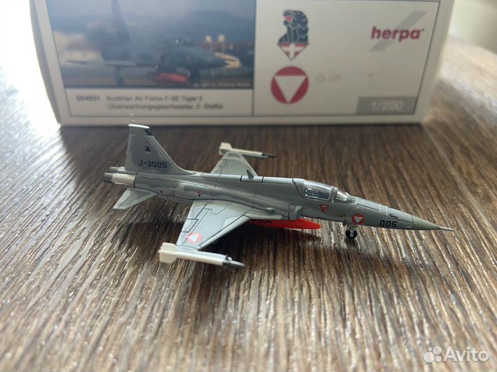 Модель самолета herpa 554831