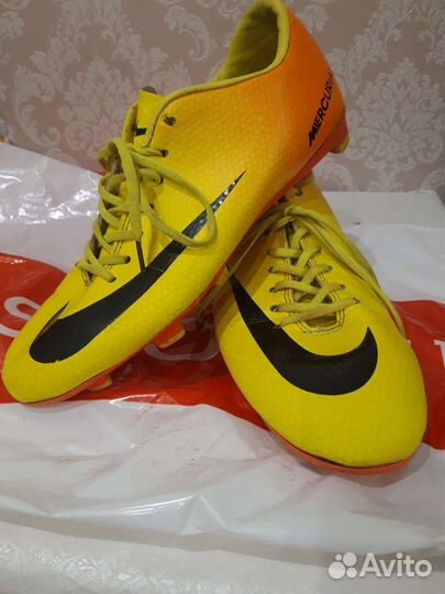 Футбольные бутсы 42 размер