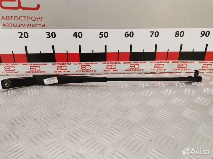 Щеткодержатель (поводок стеклоочистителя, дворник)