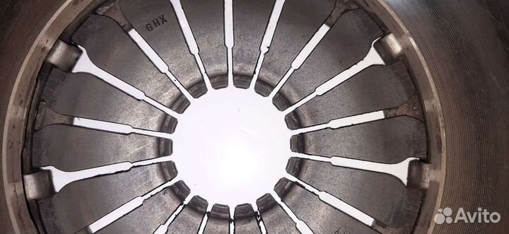 Корзина сцепления nissan 30210JX00C