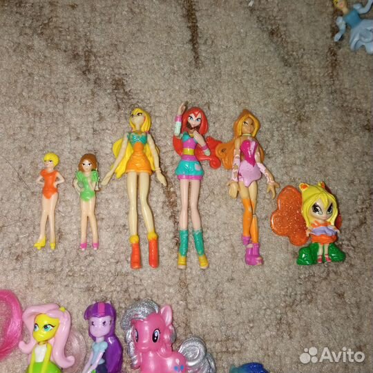 Игрушки из киндера винкс