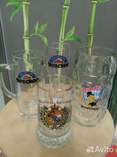 Стеклянные пивные кружки, бокалы