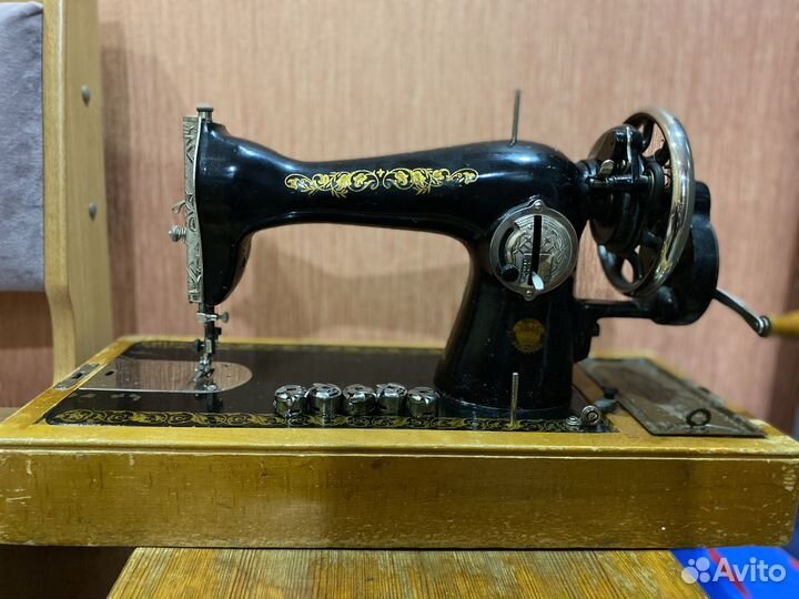 Швейная машинка пмз им. Калинина
