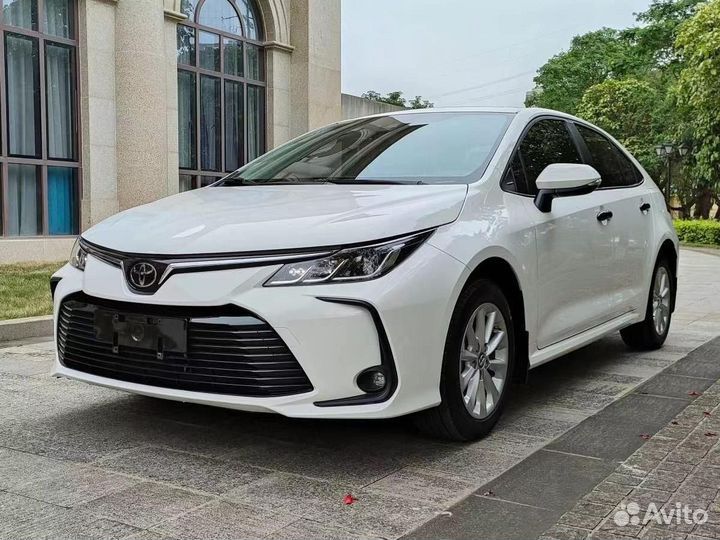 Toyota Corolla 1.2 CVT, 2022, 31 000 км