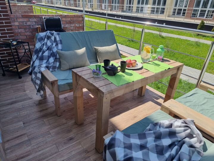 1-к. квартира, 57 м², 1/3 эт.