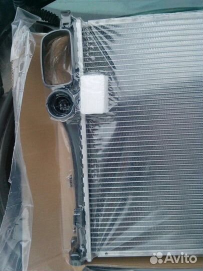 Радиатор охлаждения Мерседес S- klass W221