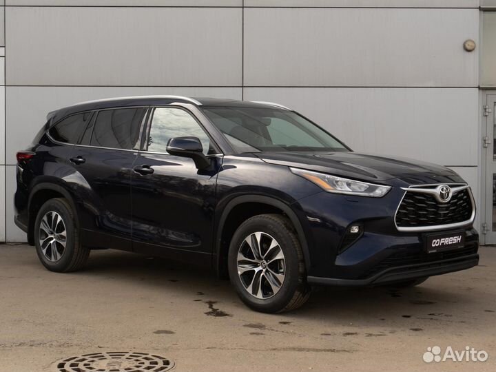 Toyota Highlander 3.5 AT, 2022, 25 км