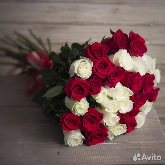 Букет цветов из роз 25 33 45 шт доставка 24/7