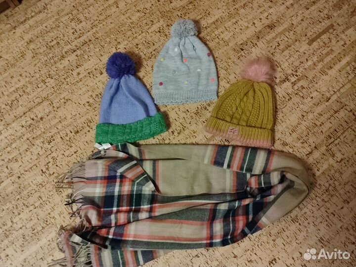 Набор шапок