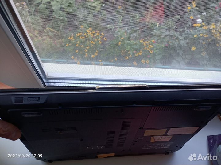 Ноутбук asus Х57V