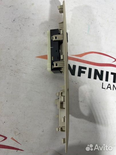 Блок кнопок стеклоподъёмника Infiniti Qx70/Fx S51
