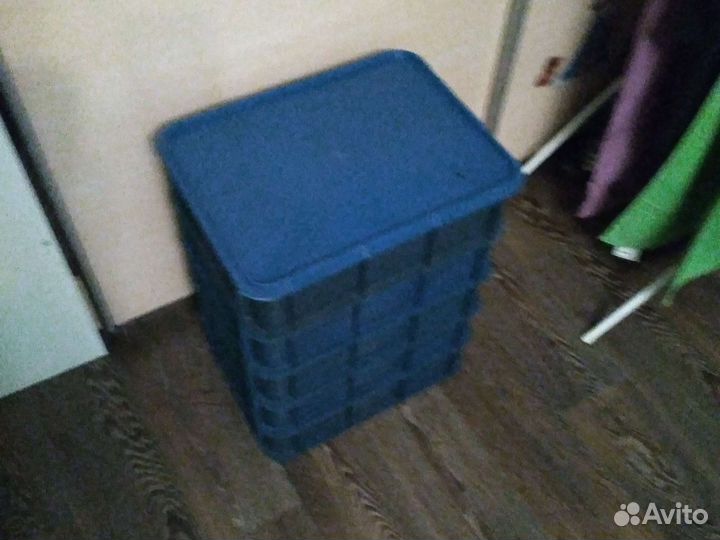 Ящики штабелируемые, компактные