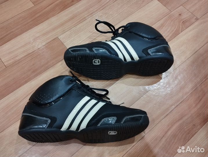 Adidas Torsion NBA