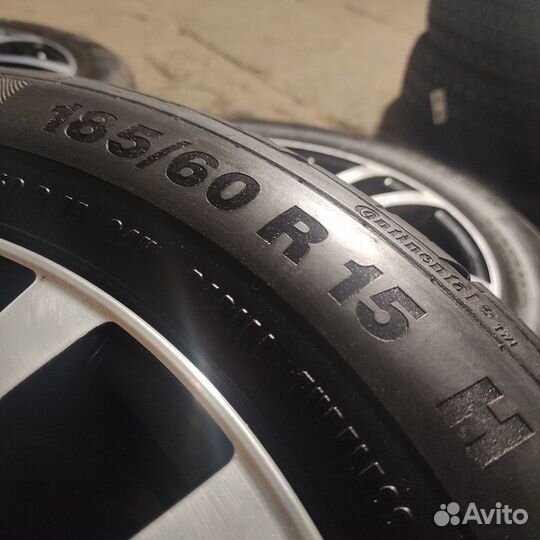 Continental ContiPremiumContact 5 185/60 R15 84H