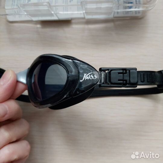 Очки, маска с трубкой, беруши для плавания