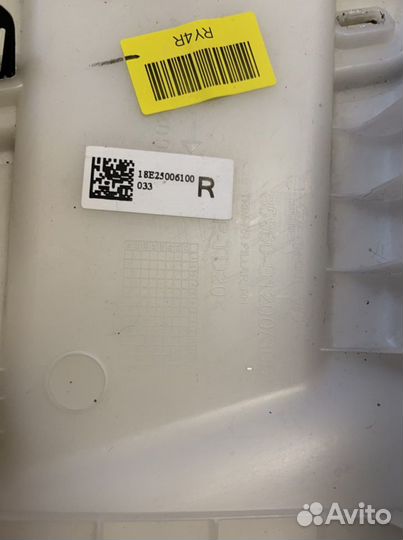 Обшивка Накладка стойки задняя Hyundai Santa Fe 4