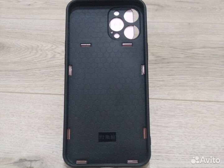 Чехол на iPhone 12 pro max новый