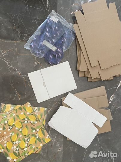 Самосборные коробки подарочные