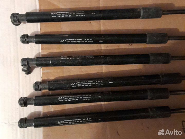 Стойка багажника, амортизатор шевроле Лачетти хетч