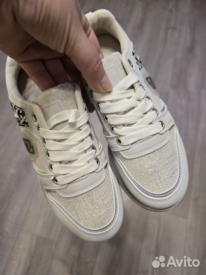 Кроссовки женские р.36-41