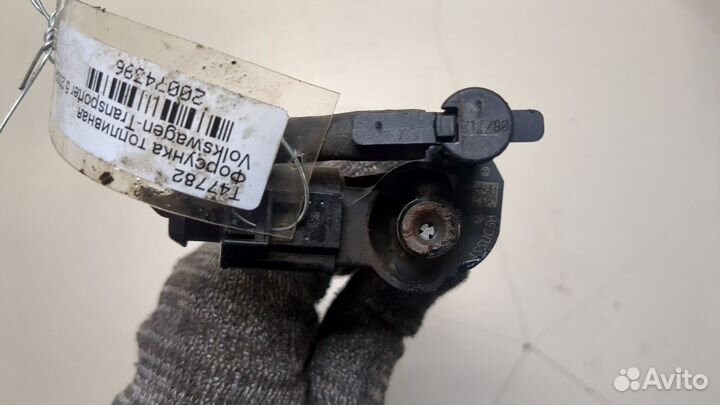 Форсунка топливная Volkswagen Transporter 5, 2012