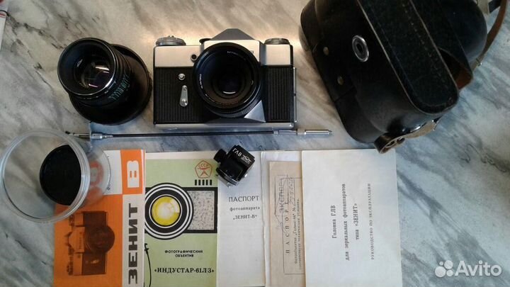 Фотоаппарат Зенит-В (1973г) с прибомбасами