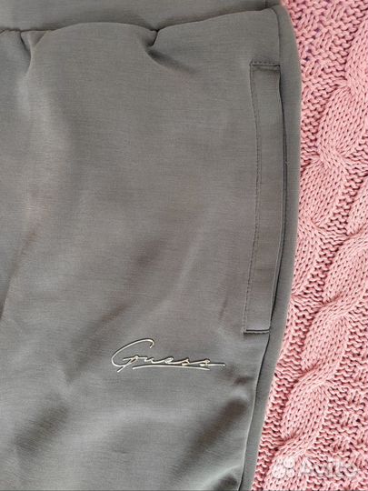 Брюки спортивные guess