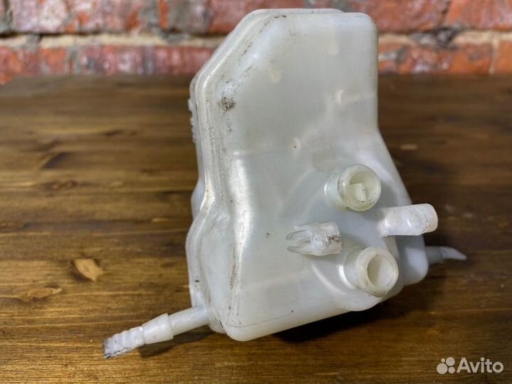 Бачок для тормозной жидкости Bmw 3 E90 N46B20 11