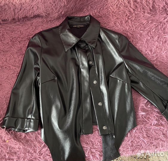 Кожаная рубашка женская