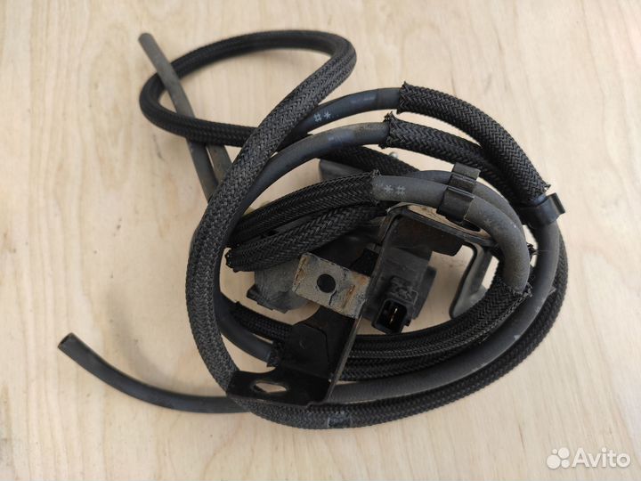 Клапан вакуумный Z17DTR на Opel Astra H Zafira B