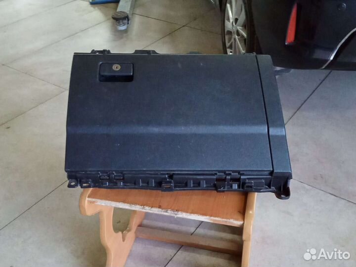 Бардачок Toyota ленд крузер прадо 150