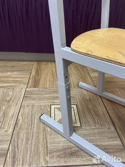 Детский письменный стол