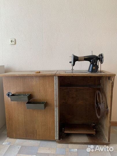 Швейная машинка «Чайка»