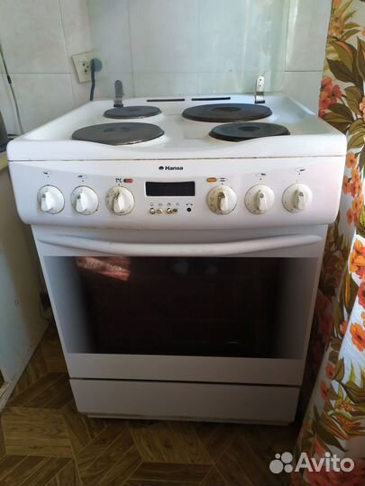 Электроплита с духовкой бу