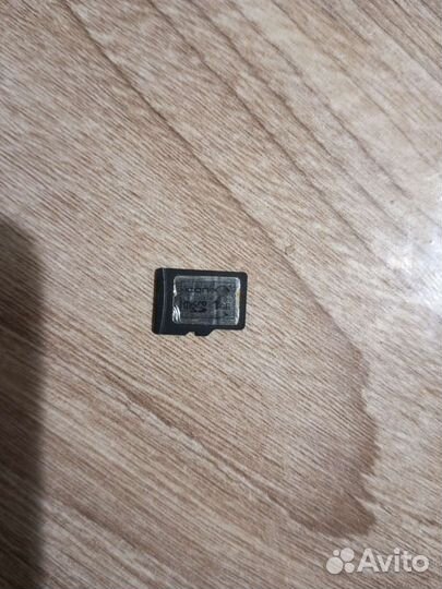 Карта памяти MicroSD