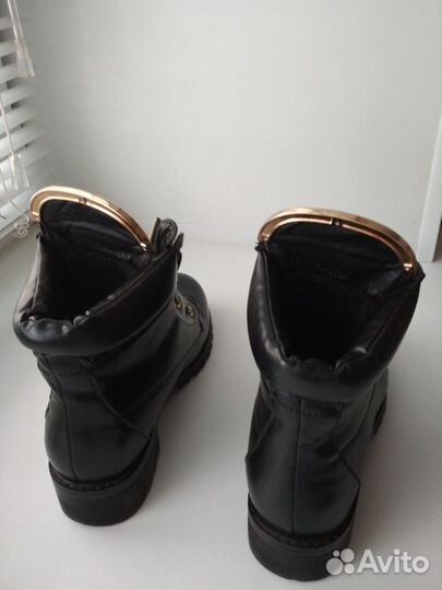 Ботинки на меху Balmain 36 р-р
