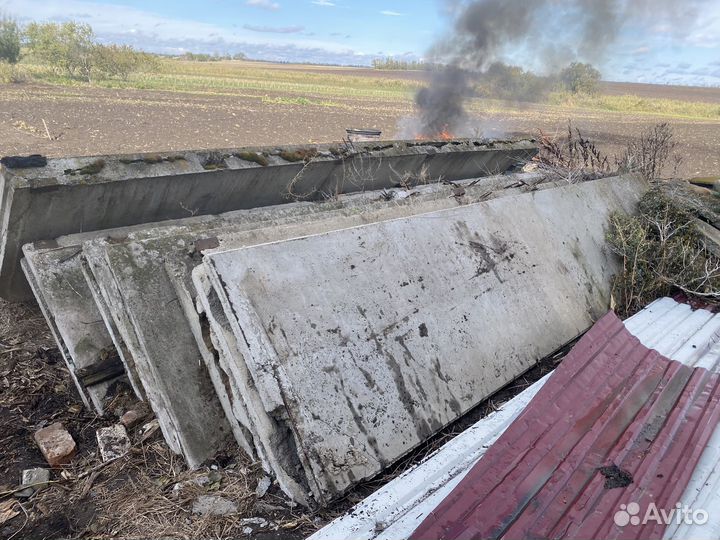 Плиты стеновые бу