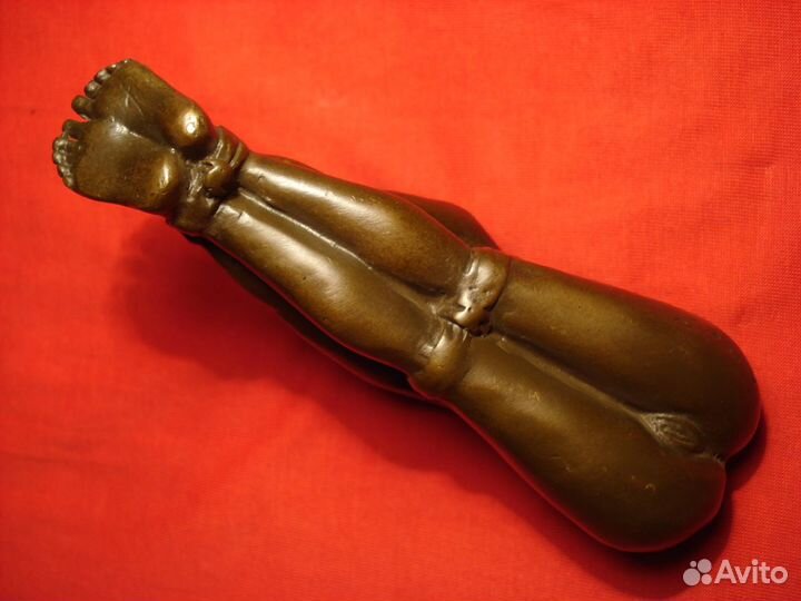 Бюст Связанная Эротика Франция Ролевые Игры 13см